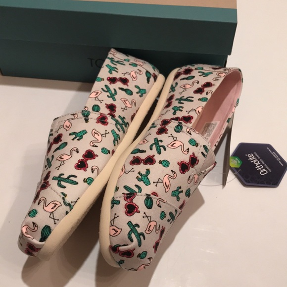 NWT TOM’S ALPARGATA CLOUD GREY FLAMINGO SUMMER VACAY CACTUS PRINT SHOES 6 womens - Picture 5 of 12